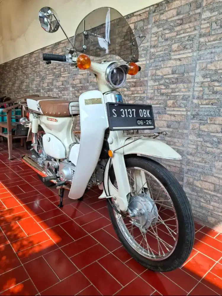 Honda c70 tahun 1981