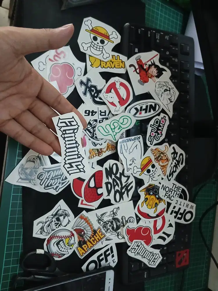STIKER ANTI AIR 1.000/PCS