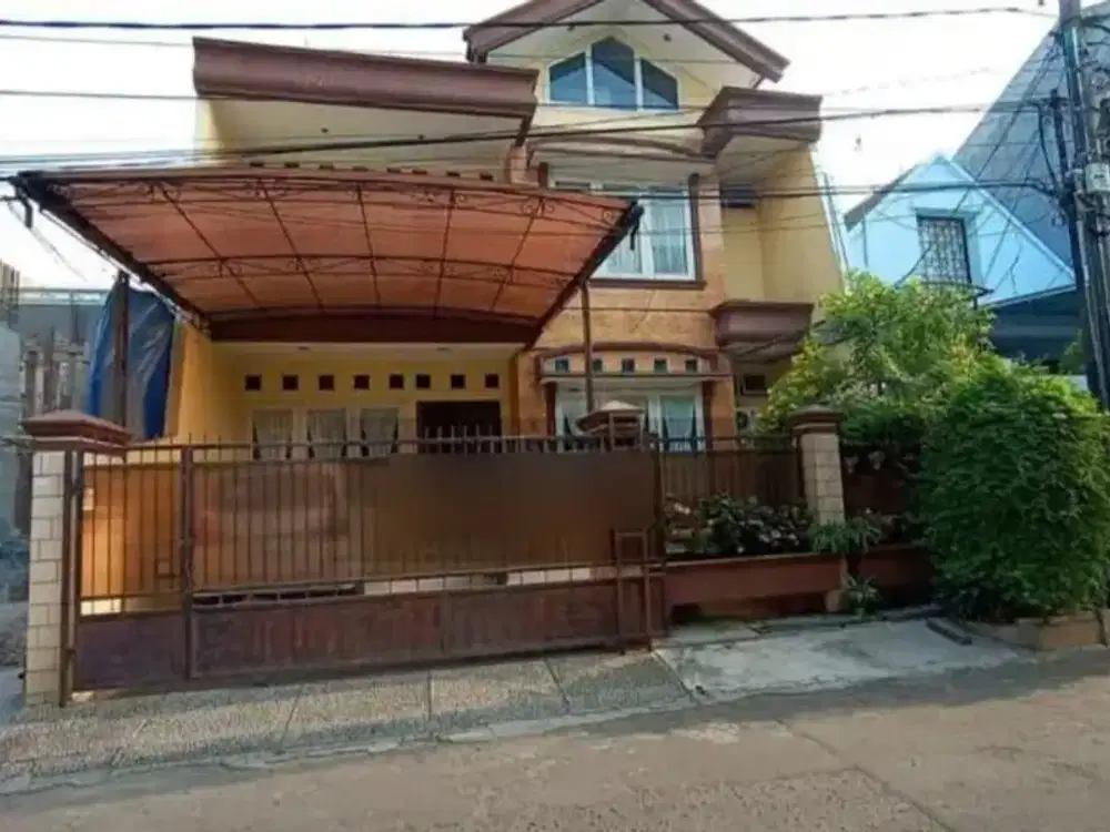 rumah 3 lantai di kelapa gading