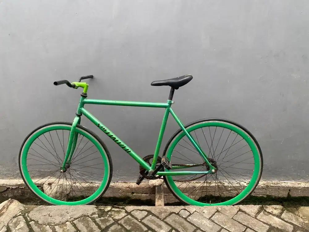 SEPEDA FIXIE BEKAS