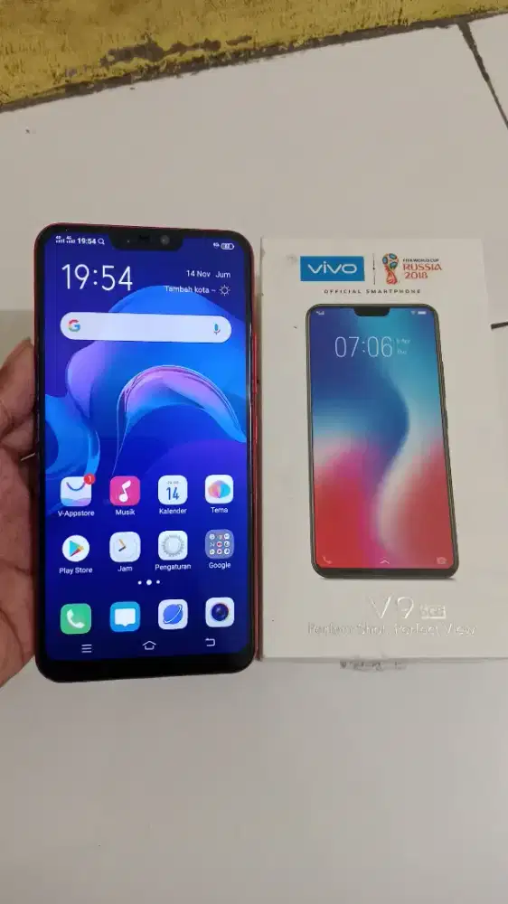 Vivo v9. Ram 6/64.jaringan 4g.no minus klngkpn hp+dos