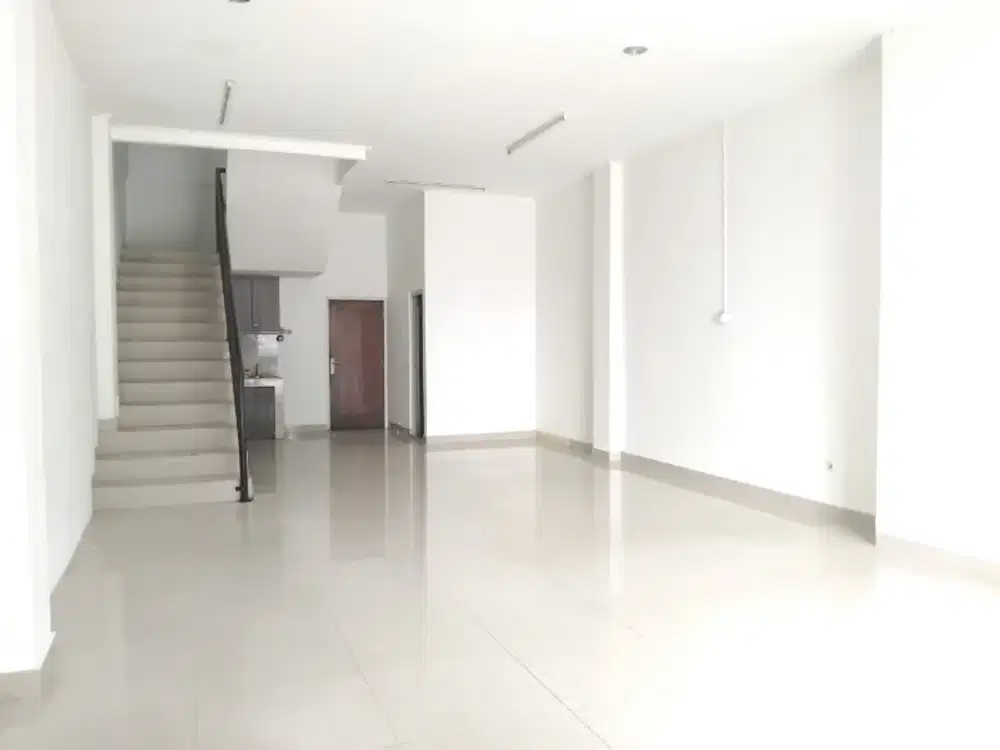 Disewakan Ruko Siap Pakai di Jalan Evakuasi Kesambi Cirebon