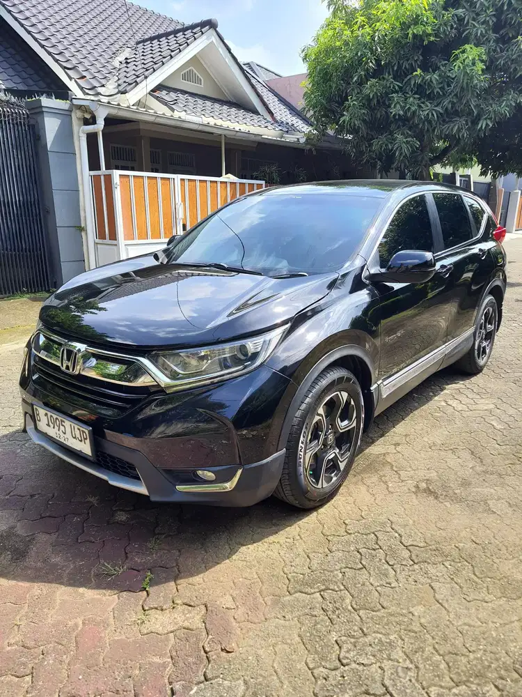Jual Cepat !! Crv 1.5 turbo 2017 Bensin !! Pajak 12.26