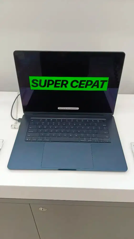 KREDIT MACBOOK AIR 15 M4 BISA TANPA DP