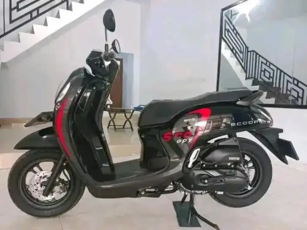 Honda Scoopy sport black