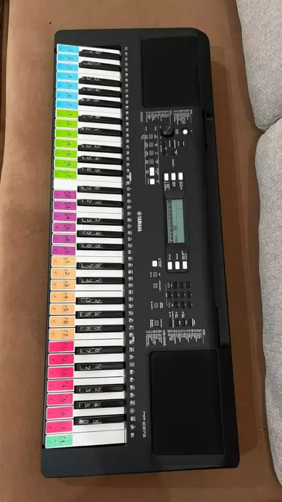 Dijual 
Yamaha PSR–E373
Kondisi bekas mulus normal
Full kelengkapan