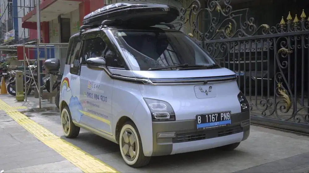 Wuling Air EV 2022 Biru – KM 47rb, Surat Lengkap, Mulus