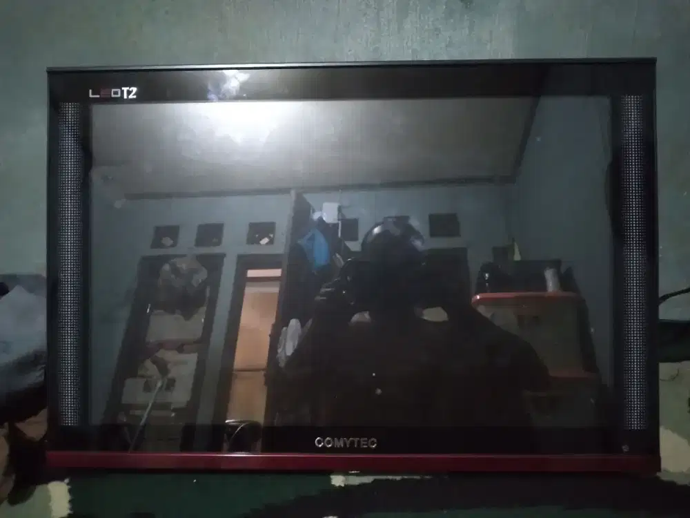COMYTEC LED TV + REMOTE