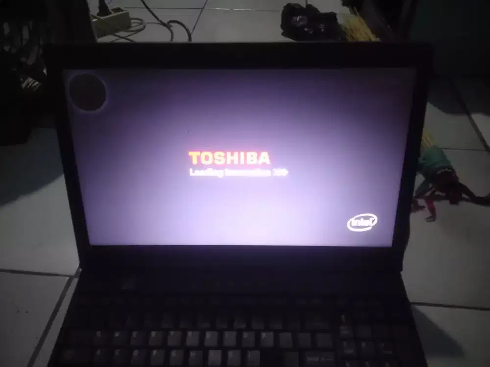 Toshiba Core i5 15,6 inchi