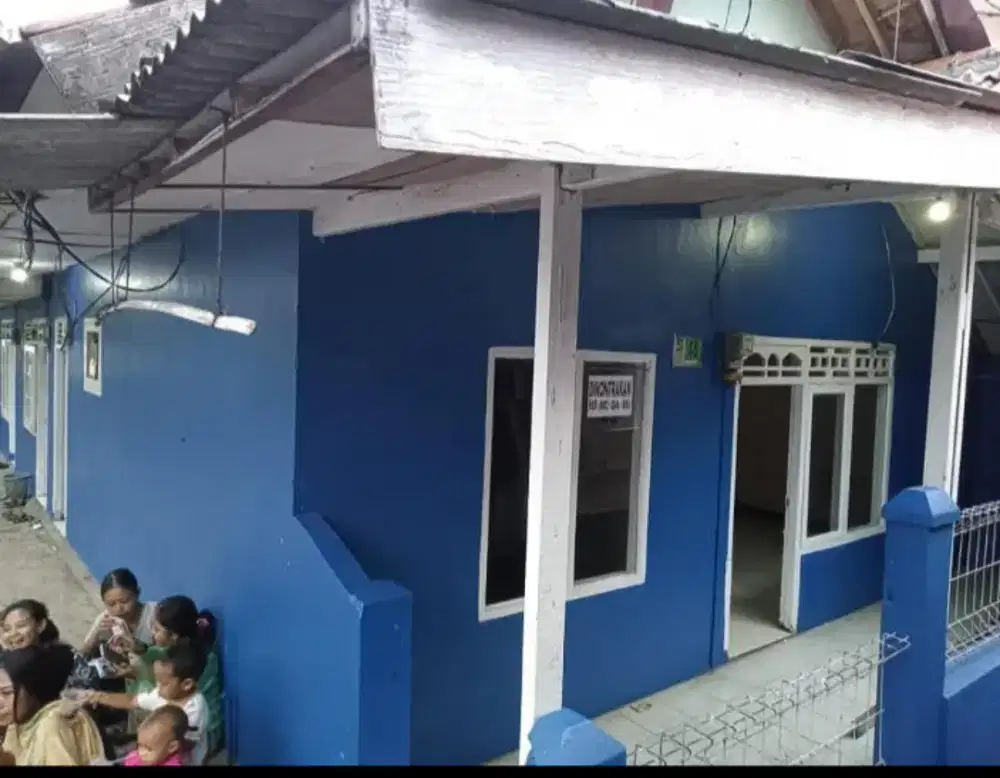 Jual kontrakan rumah induk+3 kontrakan petakan