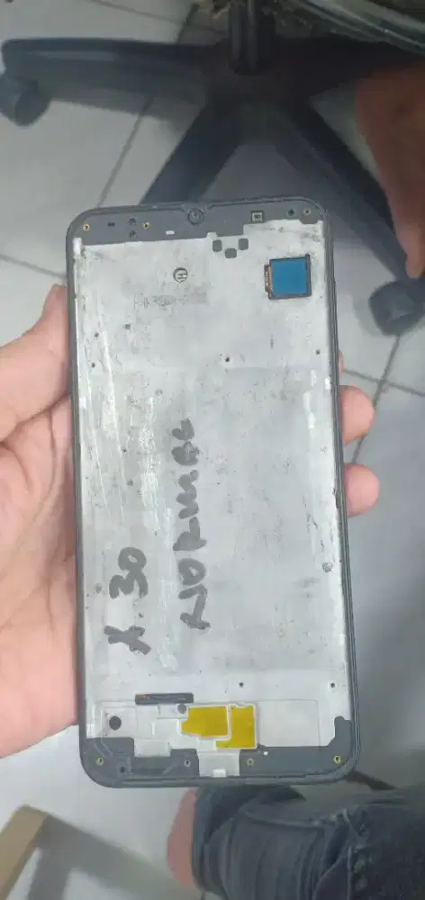 Bahan gurih Samsung a30 ram 4 minus lcd SDH copot tinggal naik lcd