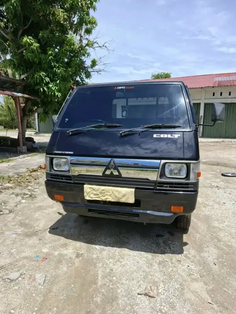Mitsubishi Colt L300 tahun 2023
