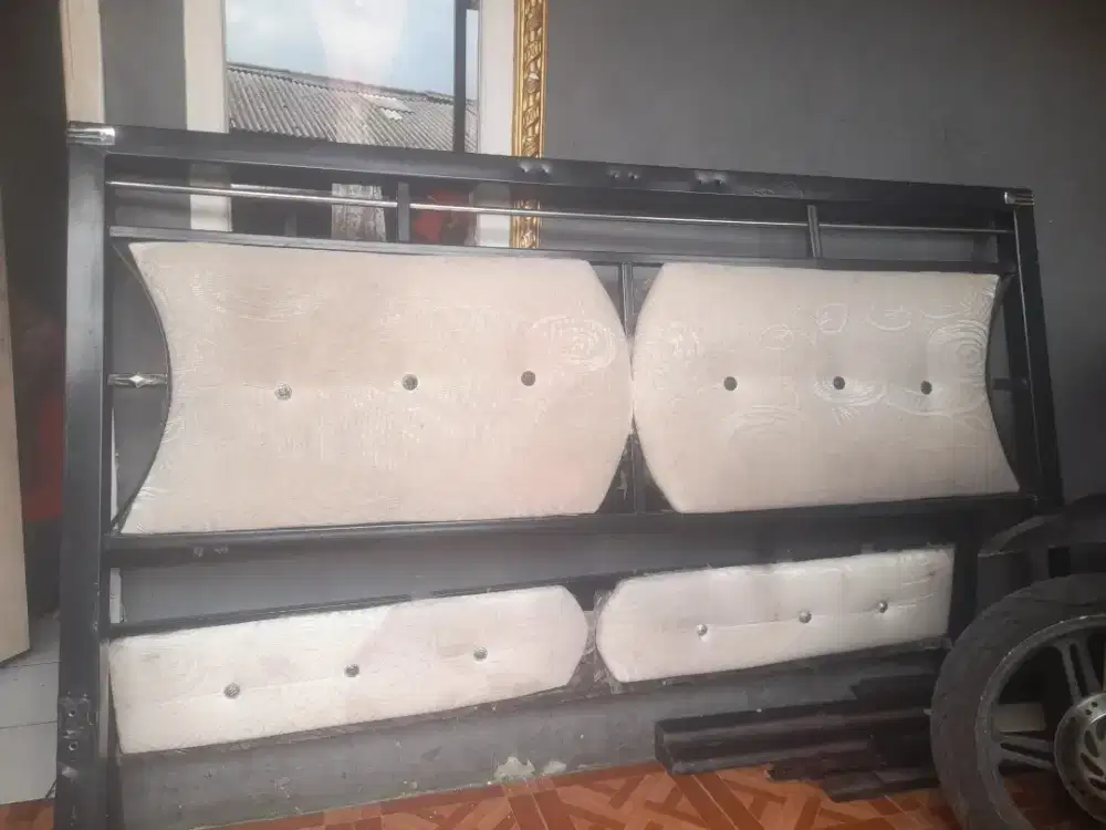 Ranjang besi ukuran 200×180