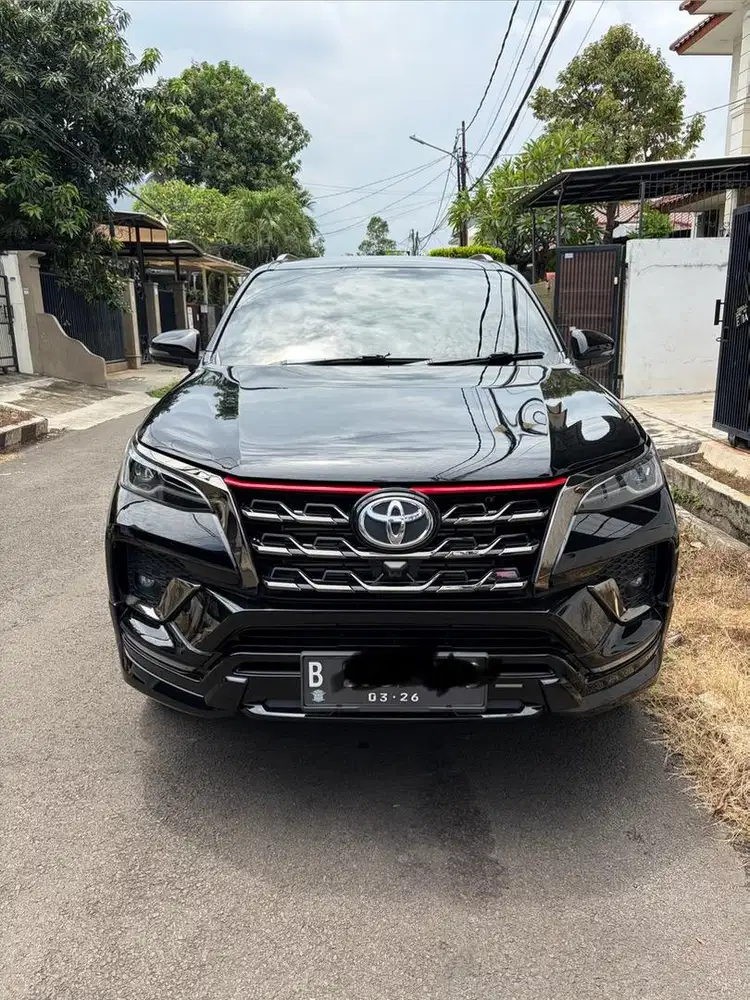 Fortuner VRZ TRD 2.4 Diesel 2021 Low Km Modif