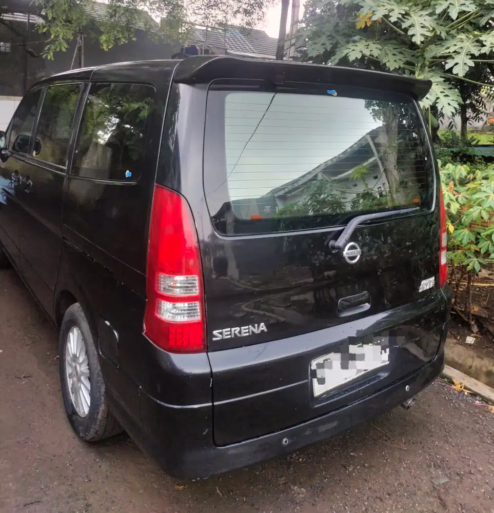 Nissan Serena 2010 Bensin
