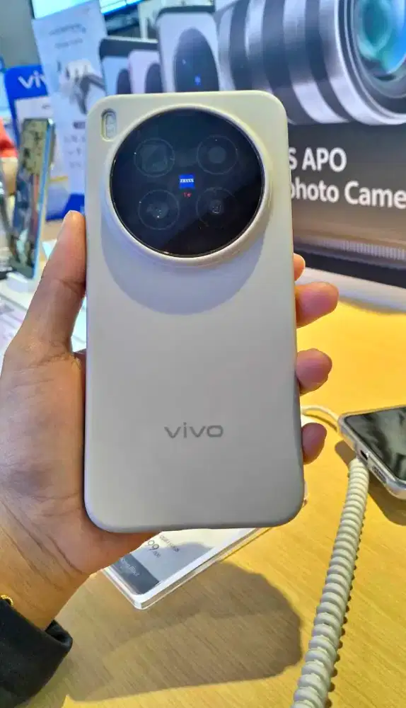 Pre order vivo X300 series,, dapatkan benefit up too 6.2jt