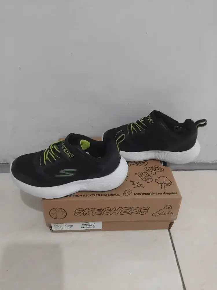 Sepatu Skechers Toddlers no 23 original