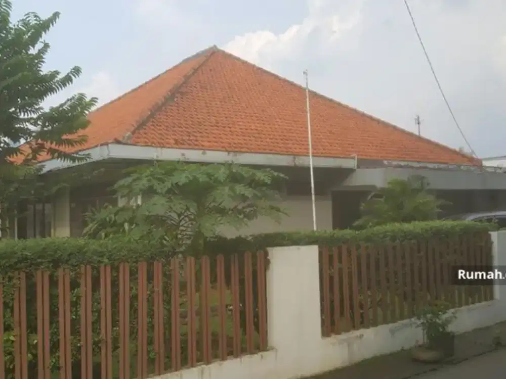 WTS / Dijual Cepat Rumah Dengan Harga Tanah Saja dan Siap Huni di Jalan Nimun, Tanah Kusir, Jakarta Selatan, Jakarta
