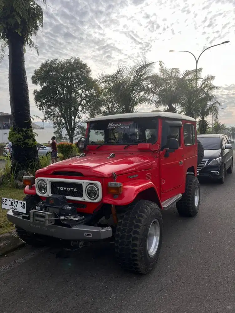 Landcruiser fj40 1981 5 speed