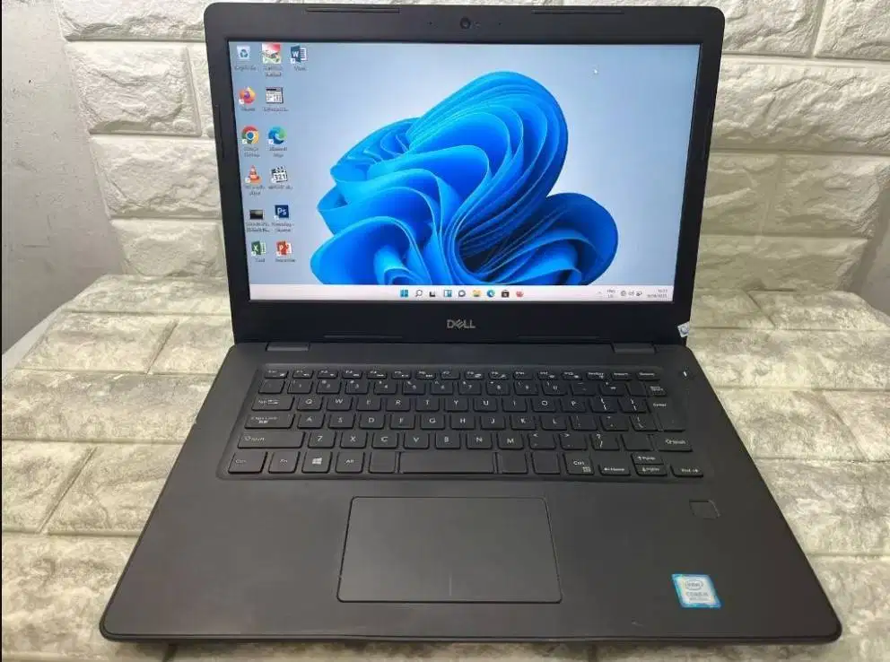 Laptop Dell Latitude 3480 Intel Core i5 Gen8 Ram 8GB  14inch N-WKJ3