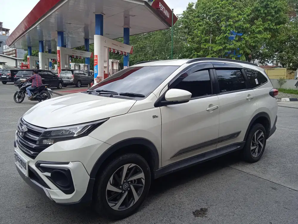 Toyota Rush 2023 Bensin