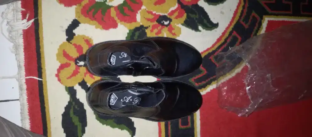 Sepatu PDH cocok untuk keamanan