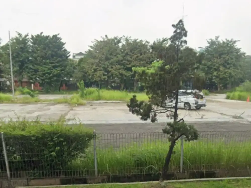 Tanah Boulevard Raya Kelapa Gading 30x59,8m, lokasi jalan raya sangat strategis, sangat dekat ke Mal Kelapa Gading