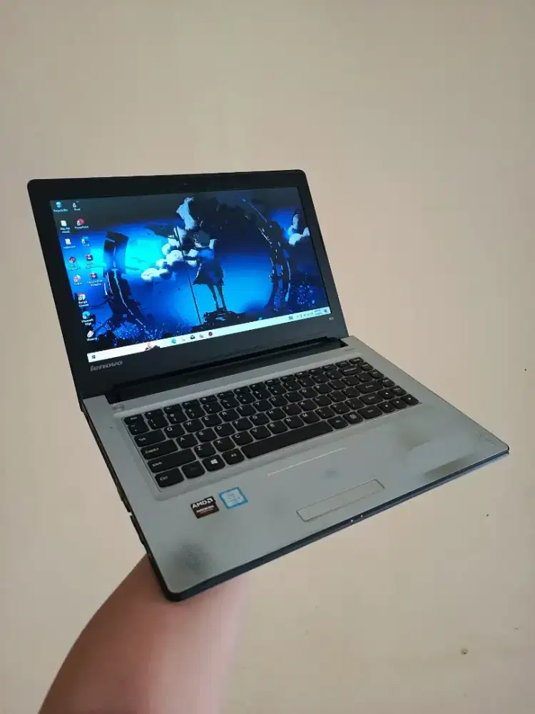 Lenovo Ideapad 300-14ISK Intel Core i5 Skylike Gen 6 Dual Vga