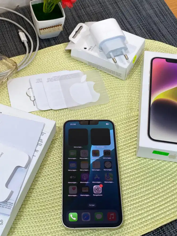iphone 14 128gb ibox like new