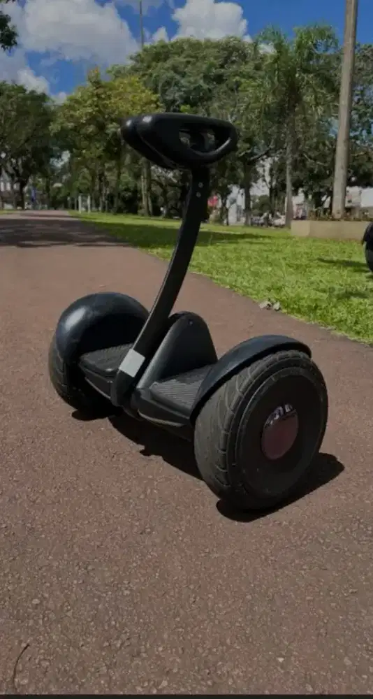 Skuter listrik ninebot mini pro xiaomi warna hitam original second