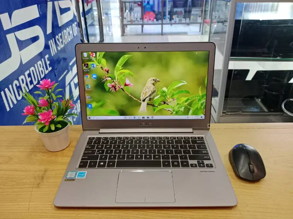 SUPERRR SLIM LAPTOP ASUS ZENBOOK UX330U CORE i7 GEN 7 RAM 8GB SSD 512G