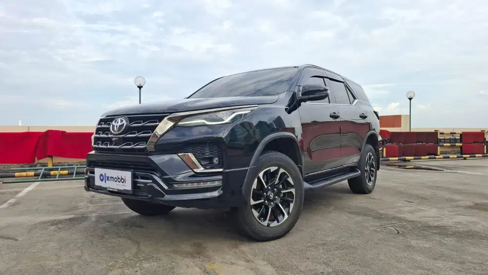 Pajak Panjang - Toyota Fortuner 2.8 VRZ GR Sport-AT 2022