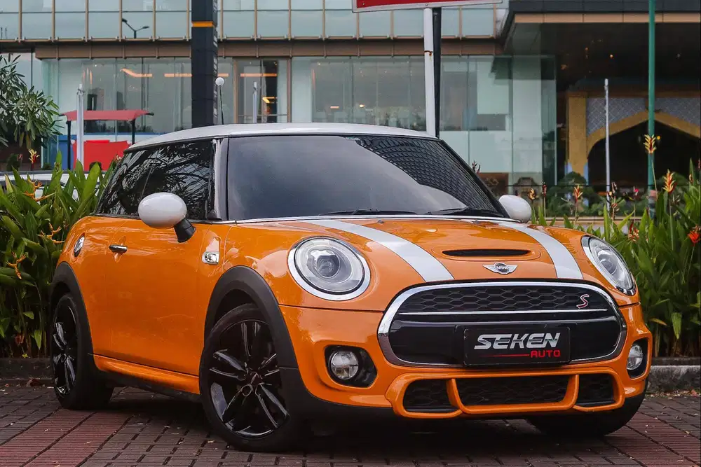 Mini Cooper S 3 Doors 2.0 Sunroof Moonroof AT Matic 2016 Orange