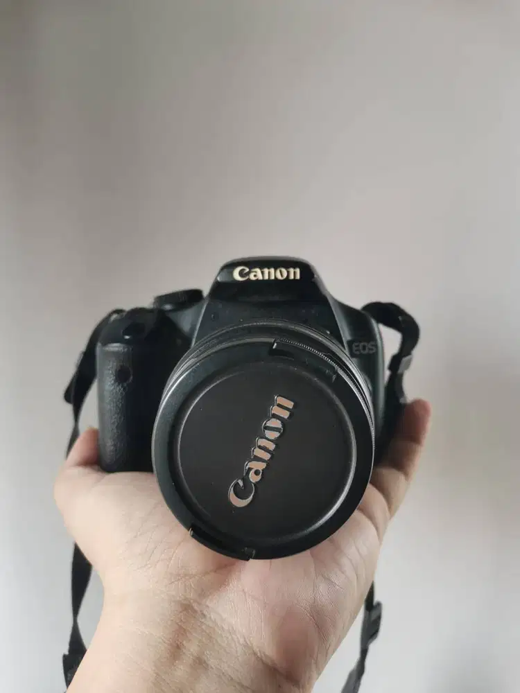 [JUAL CEPAT] Kamera Canon EOS 500D & Lensa EFS 18-55mm