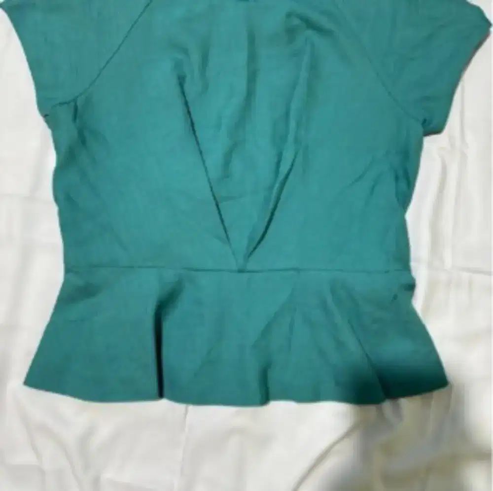 Baju atasan hijau toska