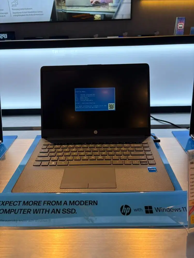 CICILAN LAPTOP HP INTEL CORE 5 8 Gb 256 Gb Promo Bunga Ringan