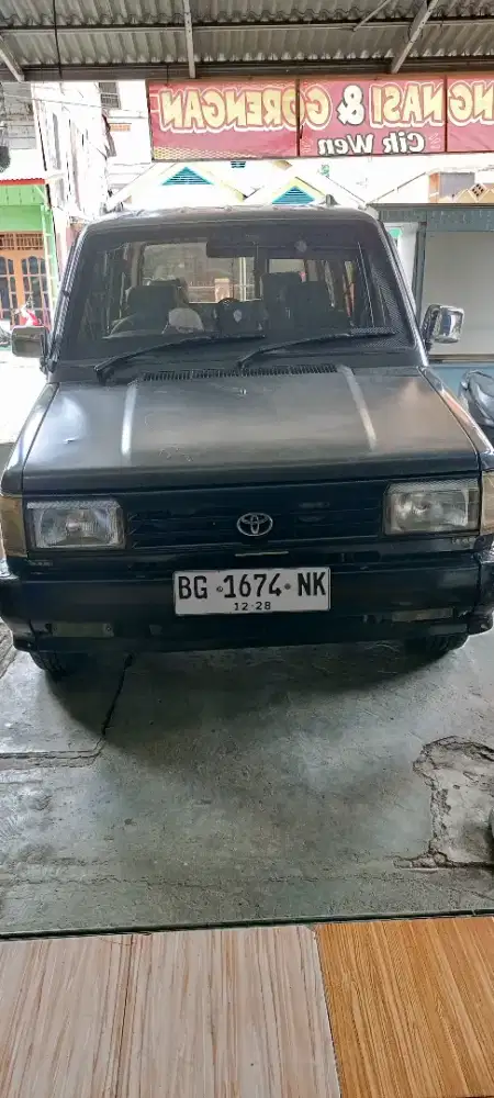 Toyota kijang 93