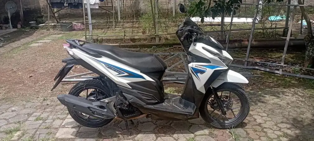 JUAL MOTOR SECOND HONDA VARIO LED 2015 PAJAK ON PANJANG NO MINUS
