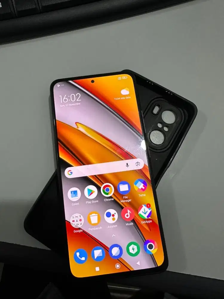 poco f3 8/256 bsa tt