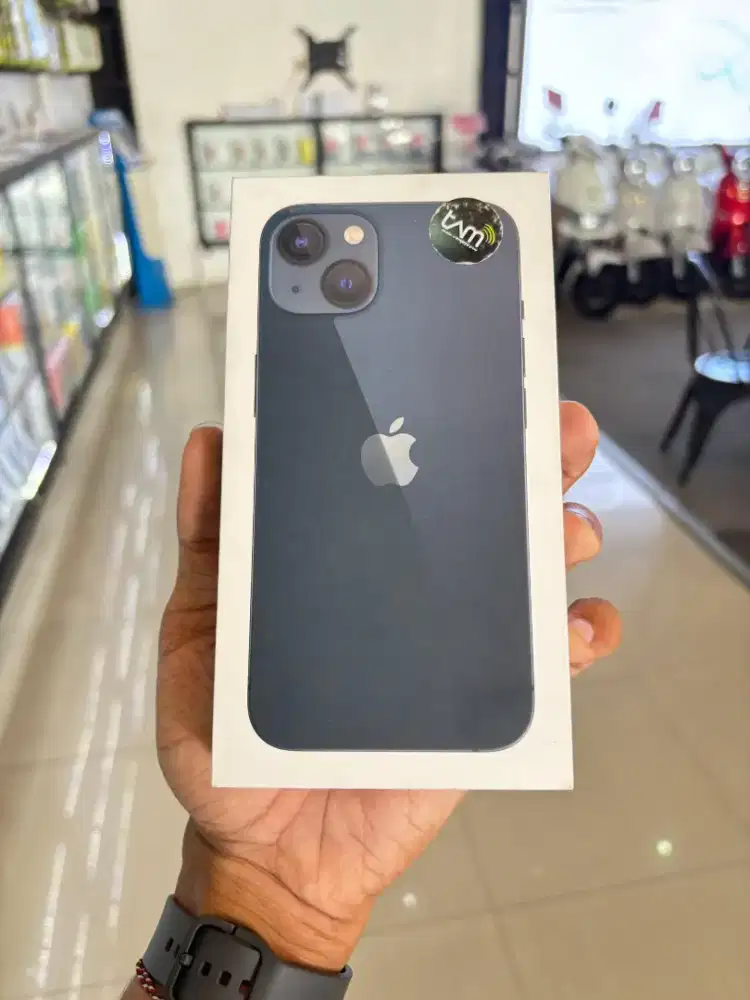 IPhone 13 harga mulai 8 jutaan cicilan DP 0 gratis 1 kali angsuran