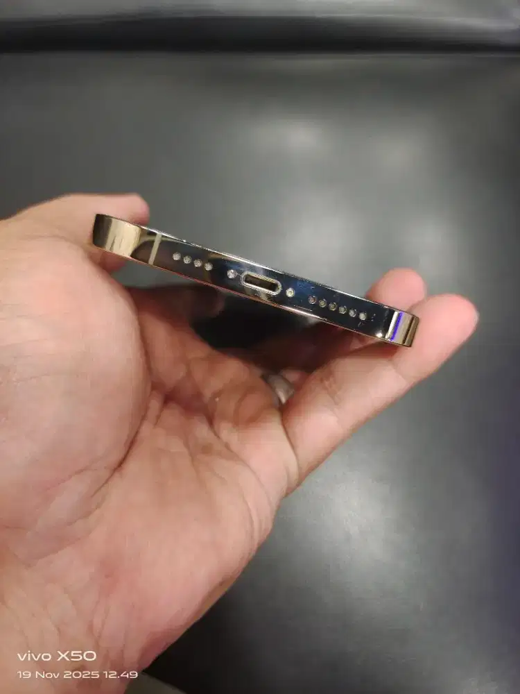 iPhone 12 pro max 256GB like new