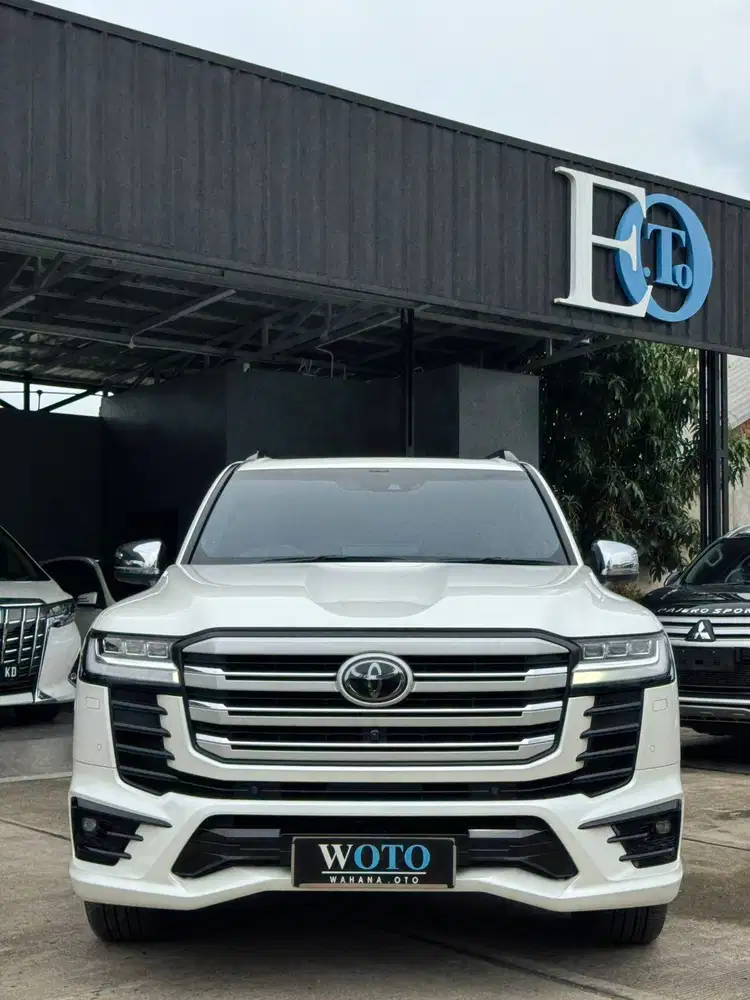 [ READY ] All New Land Cruiser 300 VXR 4x4 AT NIK 2024