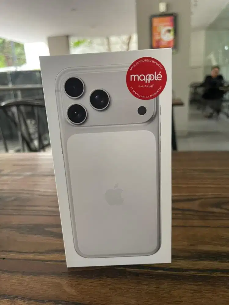 WTS Iphone 17 ProMax 256 Silver