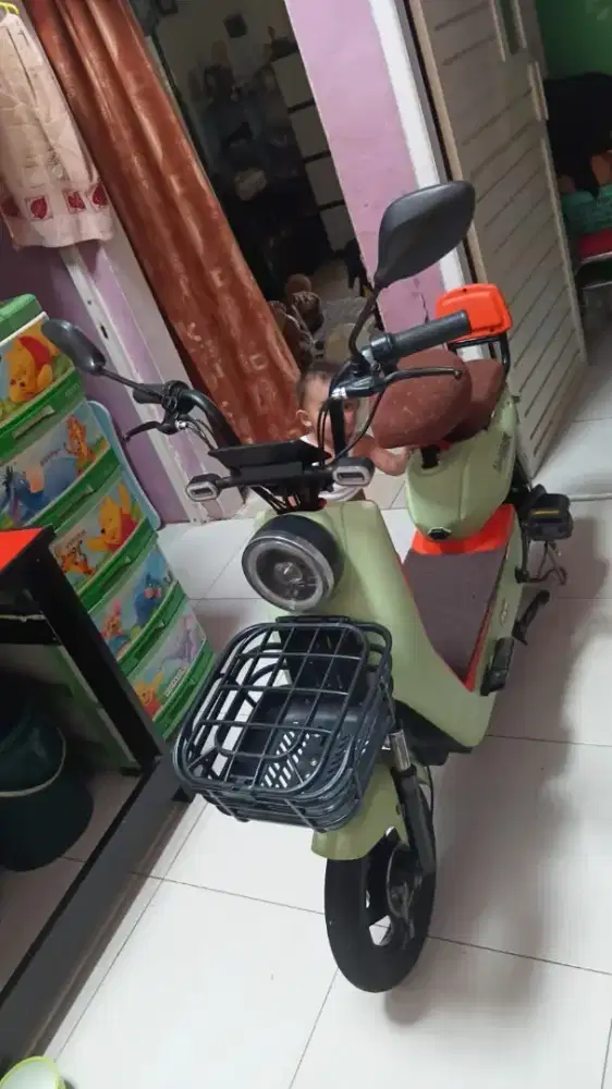 Sepeda listrik bekas uwinfly D7