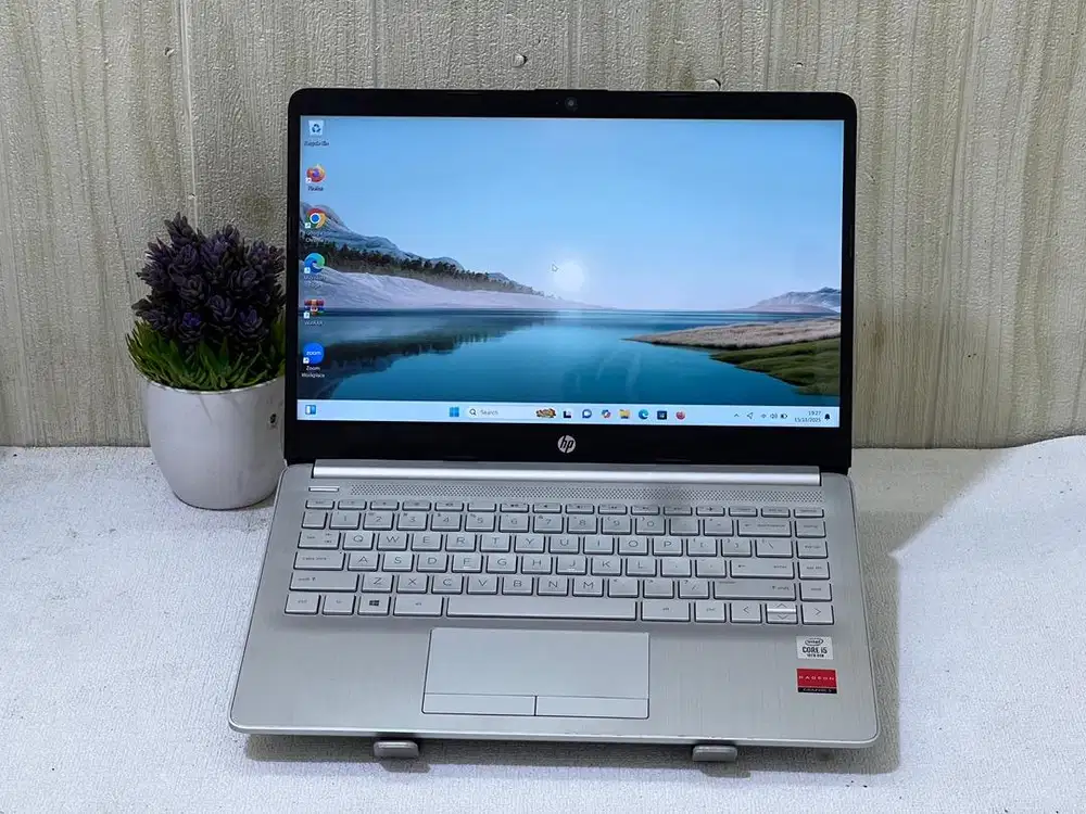 HP 14s i5 Gen 10 RAM 8 SSD 256 VGA Radeon 530 2 GB Murah