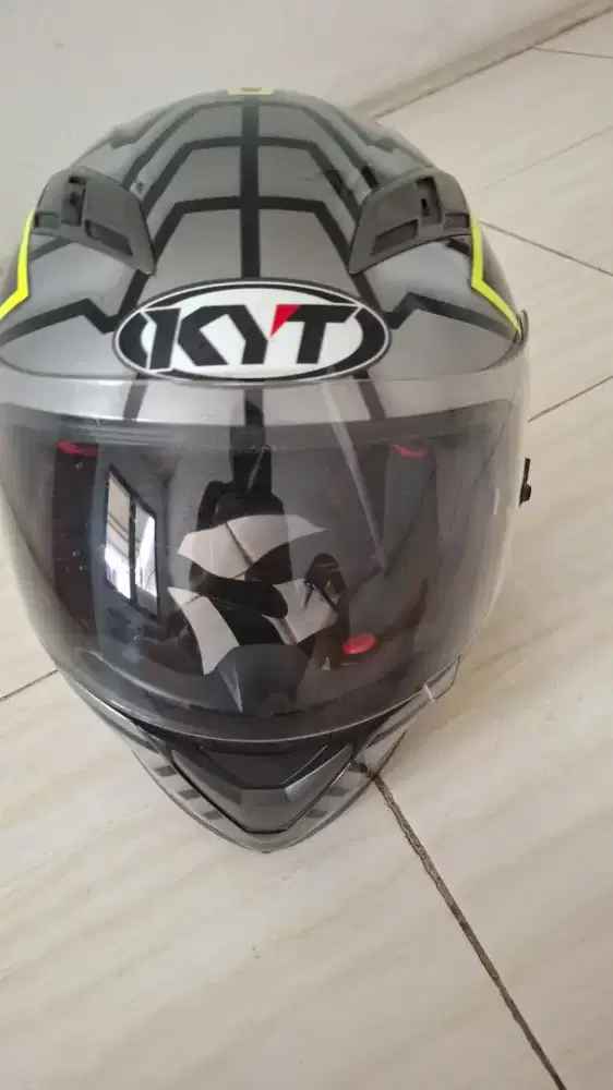 Di jual helm kyt jarang di pakai