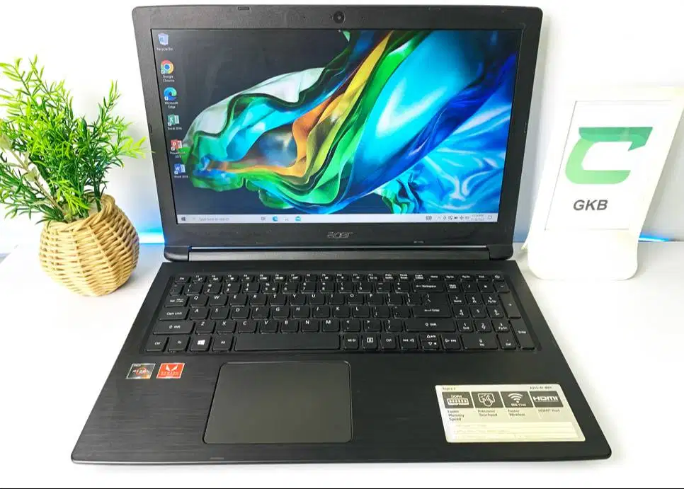 Laptop Ryzen 5 murah ngebut Ram 8gb dual penyimpanan Ssd Hardisk