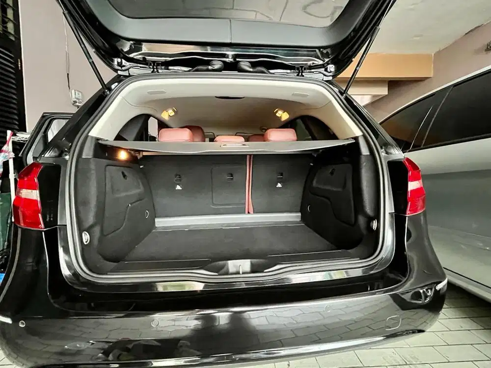 Mercedes-Benz B200 2012 Bensin