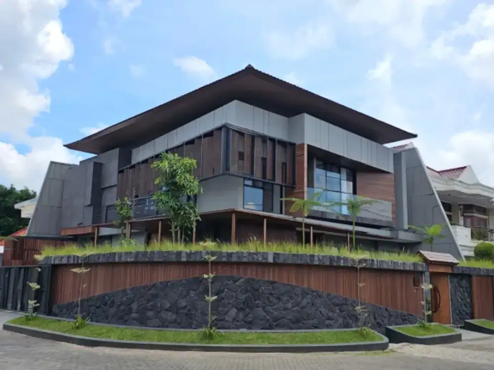 Rumah Baru 2 Lantai Tropical Minimalis House Manyar Kertoadi