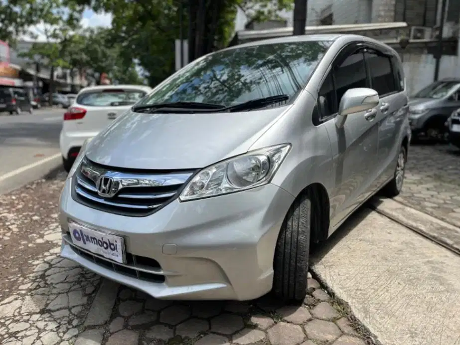 Honda Freed 1.5 S Bensin-AT 2013